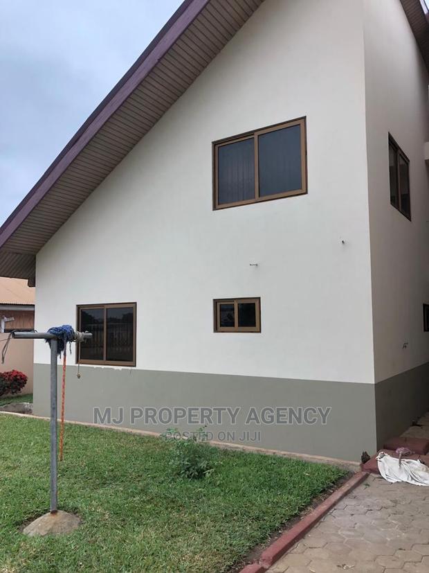 6bdrm House in Community 22, Tema Metropolitan for sale · Photo 5