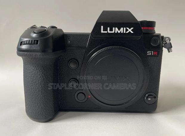 Panasonic Lumix S1R Digital Camera Body Only · Photo 3