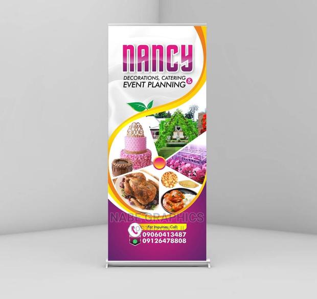 Pull Up/Roll-Up Banners · Photo 2