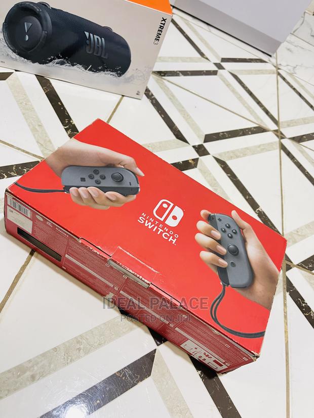 Brand New Nitendo Switch With Games · Photo 4