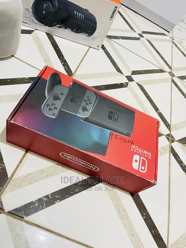 Brand New Nitendo Switch With Games · Photo 5