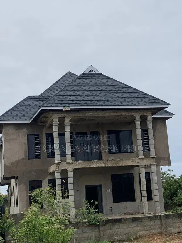 Top-Class Stone Coated Roofing for Lasting Protection · Photo 1