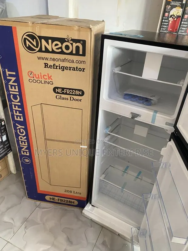Energy Saving 208L Double Door Fridge · Photo 1