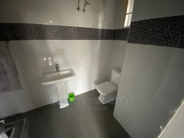 3bdrm Apartment in Tseaddo, Airport Residential Area for rent · Photo 7
