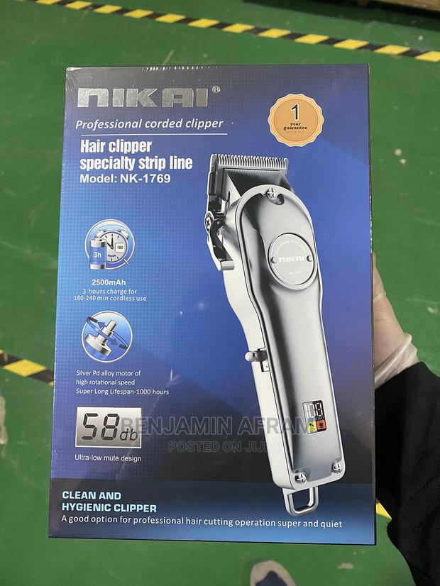 High Speed Rechargeable Cordless Barbering Machine · Photo 2