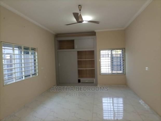 3bdrm House in Ayathar Bedroom, Spintex for Rent · Photo 5