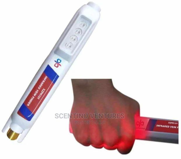 Portable Vein Finder · Photo 3