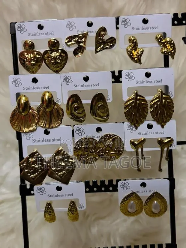 Fashionable Jewelries · Photo 1