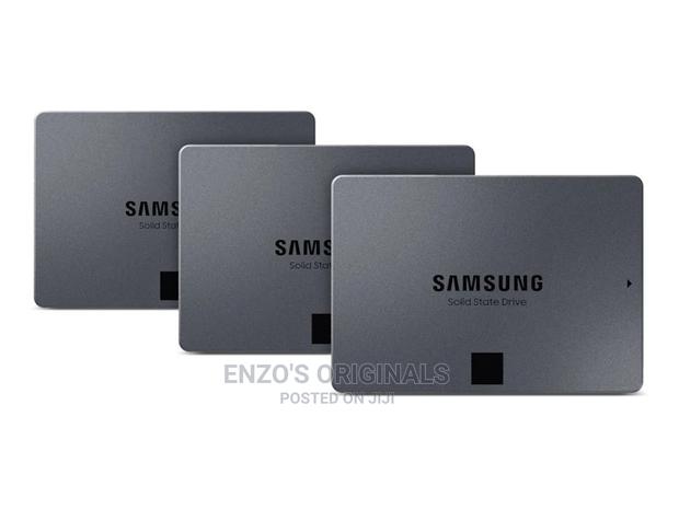 1tb Samsung 2.5inch Sata Ssd 870 Qvo Performance. · Photo 1