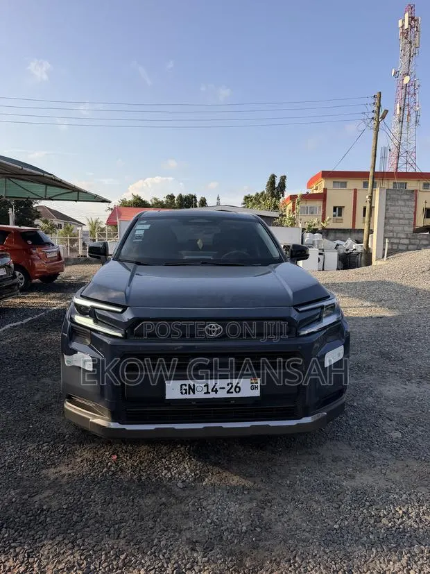 New Toyota RAV4 2026 Gray · Photo 1