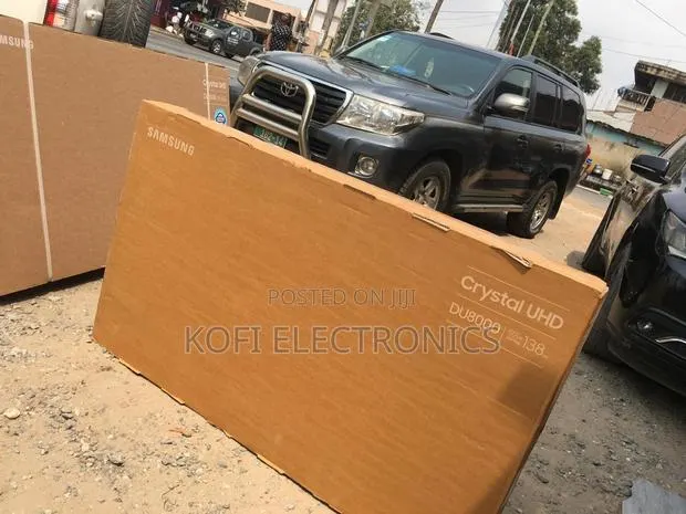 Ultra Slim Samsung Crystal Uhd 55-Inch Smart Tv · Photo 1