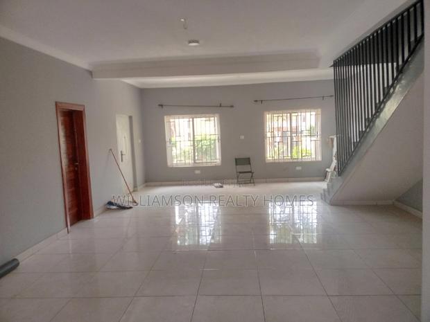 5bdrm Duplex in Hfc Estate, Spintex for rent · Photo 4