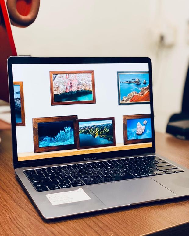 Laptop Apple MacBook Air 2020 8GB Intel Core i5 SSD 512GB · Photo 1