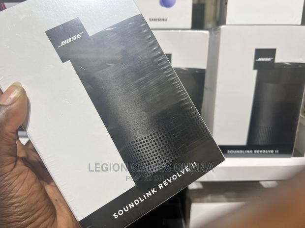 Bose Soundlink Revolve II · Photo 2