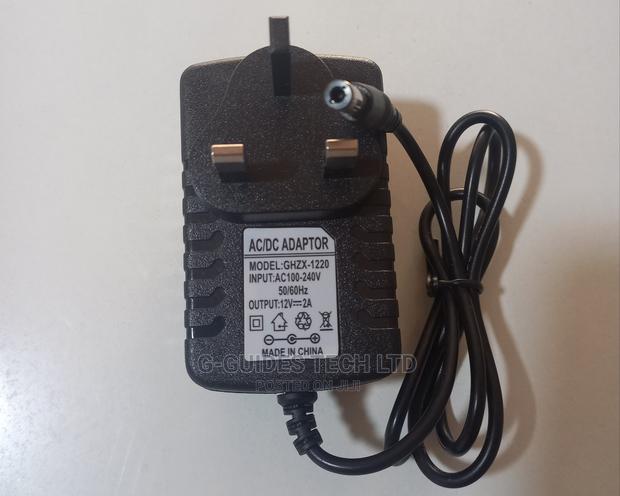 12V 2A Ac/Dc Adapter · Photo 1