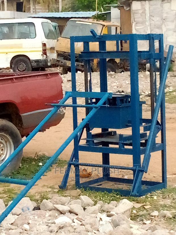Block Machines for Promotional Sales · Photo 1