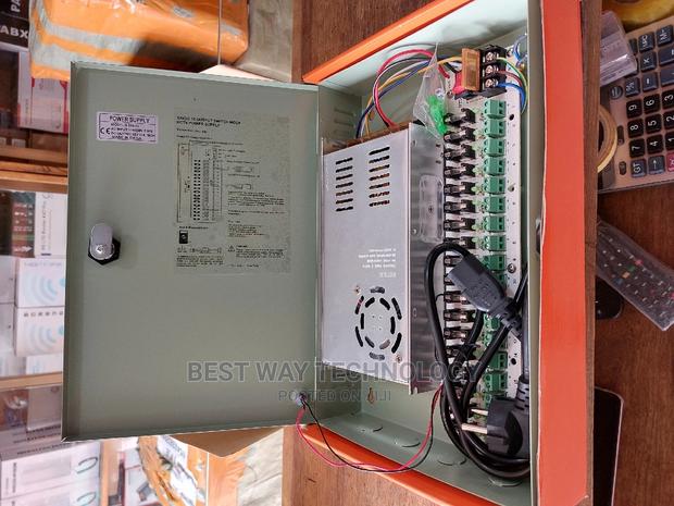12v 30a Power Supply With Case · Photo 2