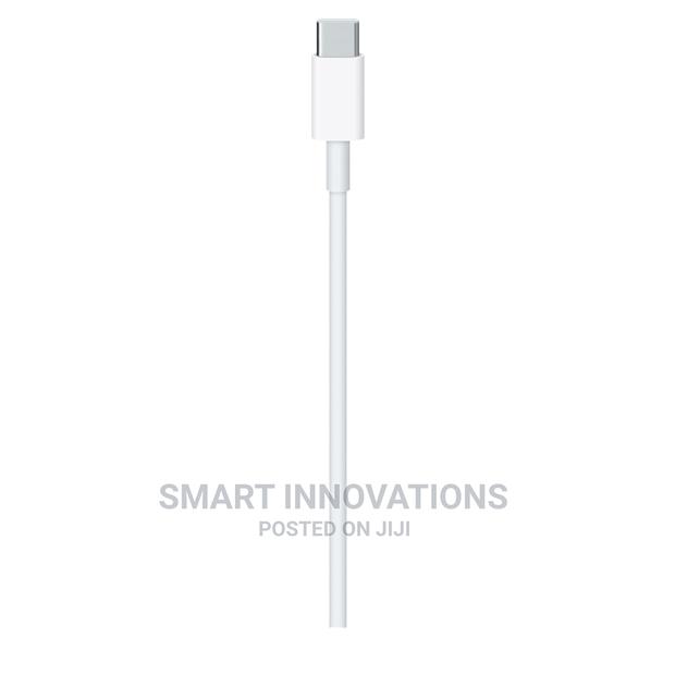 Apple USB-C Charge Cable (2 M) · Photo 2