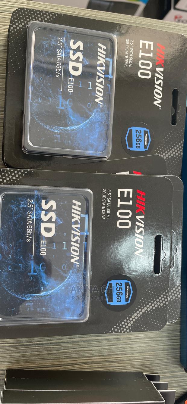Hikvision 2.5" Sata SSD 256gb · Photo 1