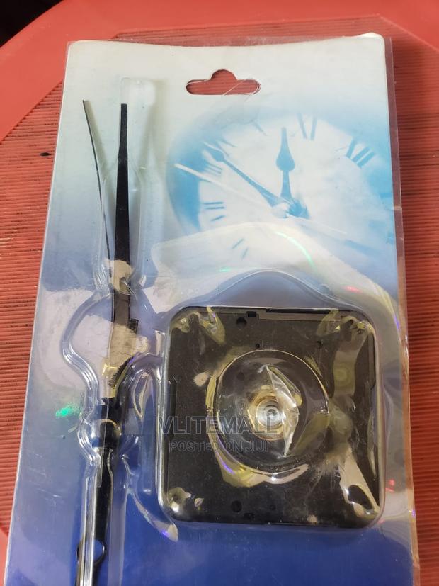 Wall Clock Engine · Photo 1