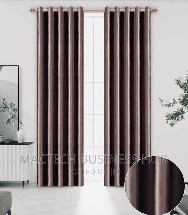 Curtains(Plain) · Photo 3