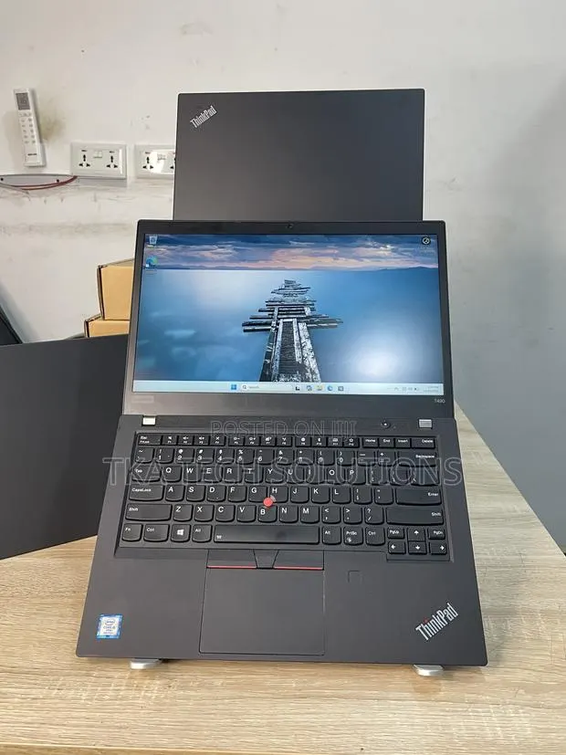 Laptop Lenovo ThinkPad T490s 8GB Intel Core i5 SSD 256GB · Photo 1