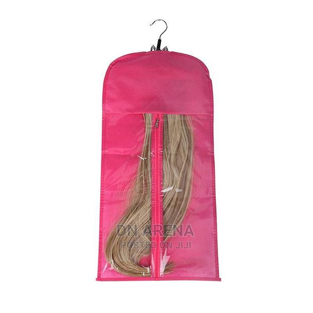 Wig Hangers · Photo 2