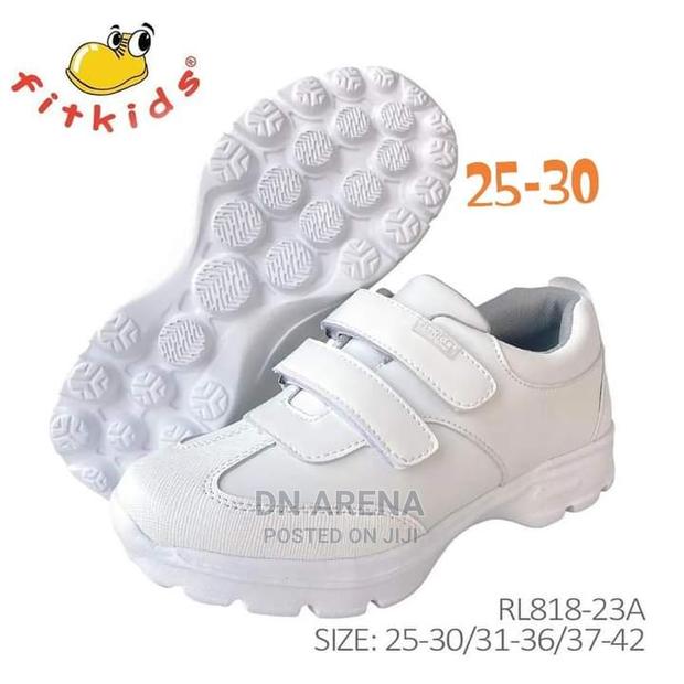 Quality Unisex Sneakers · Photo 2