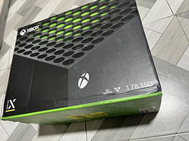 Xbox Series X · Photo 2