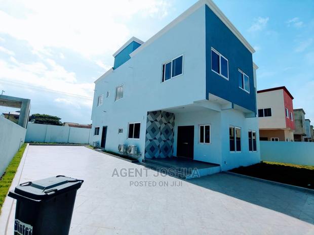 4bdrm House in Manet Court Estate for rent · Photo 2