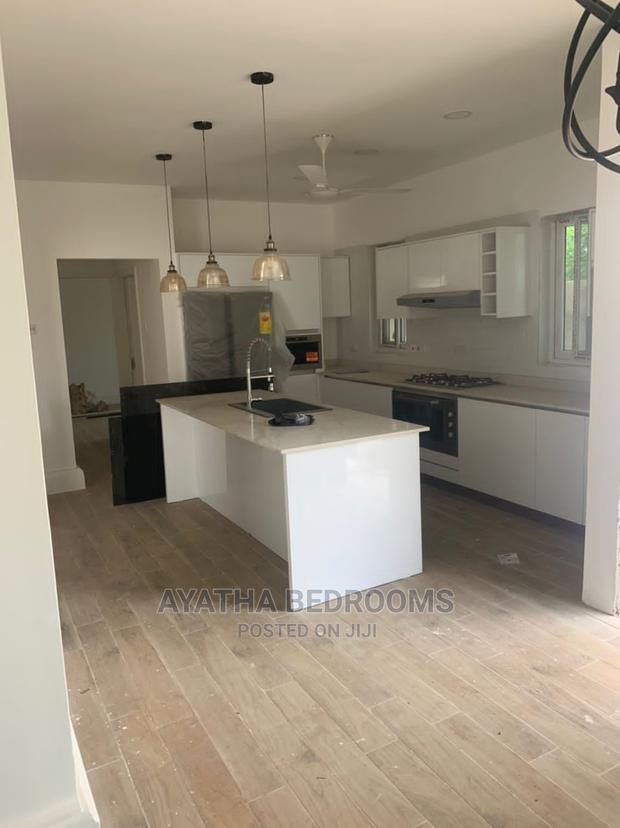 4bdrm House in Ayathar Bedroom, New Town for Sale · Photo 5