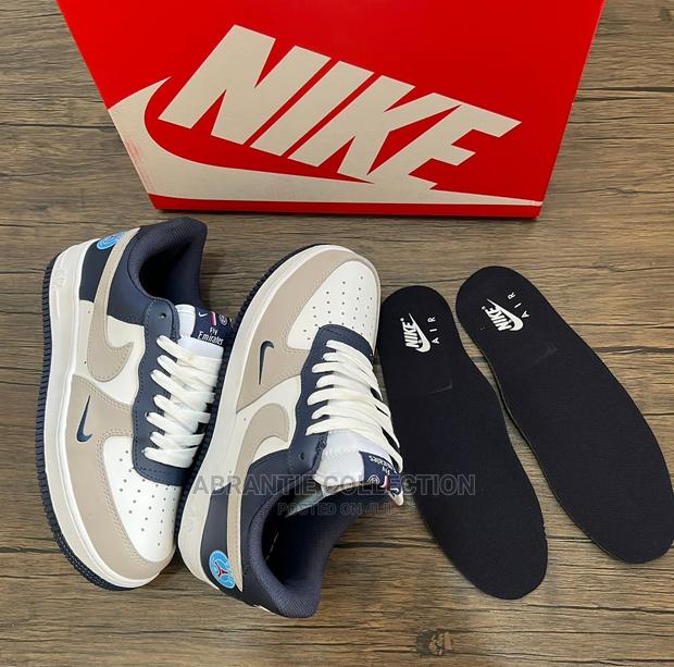 Nike America Air Force 1 Midnight Navy · Photo 2