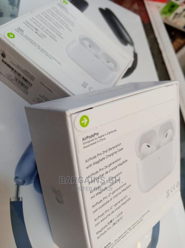 Airpods Pro 2 (2024) With Active Noise Canceling · Photo 3