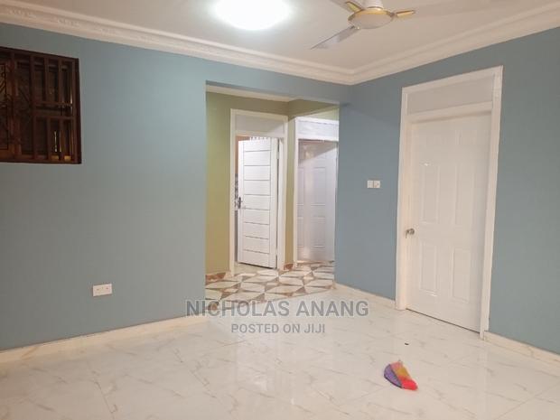 2bdrm Apartment in Don Nicky Properties, New Town for Rent · Photo 3