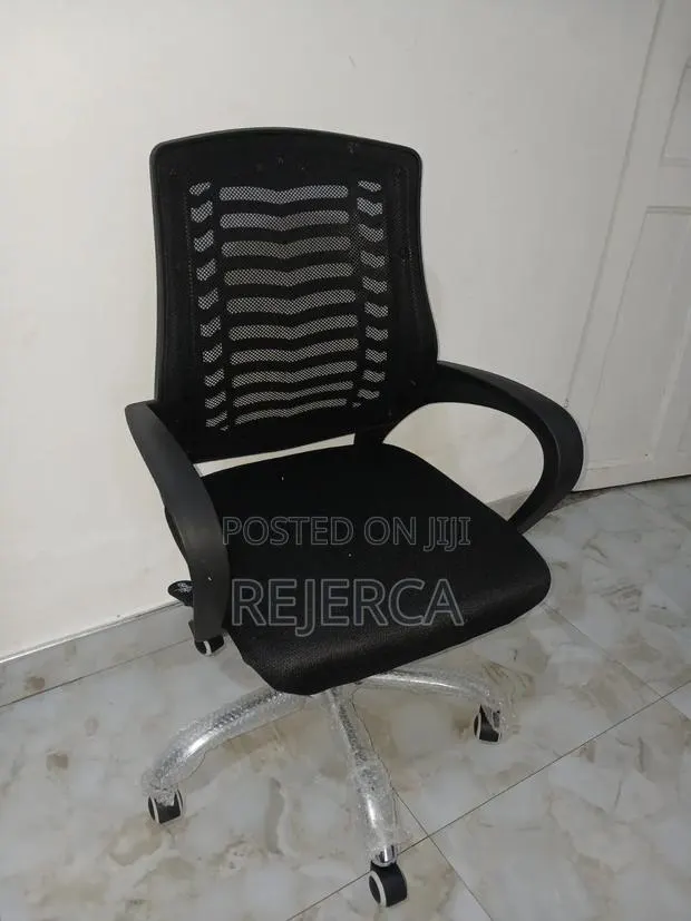 Office Swivel Chair · Photo 1