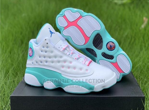 Air Jordan Retro 13 · Photo 1