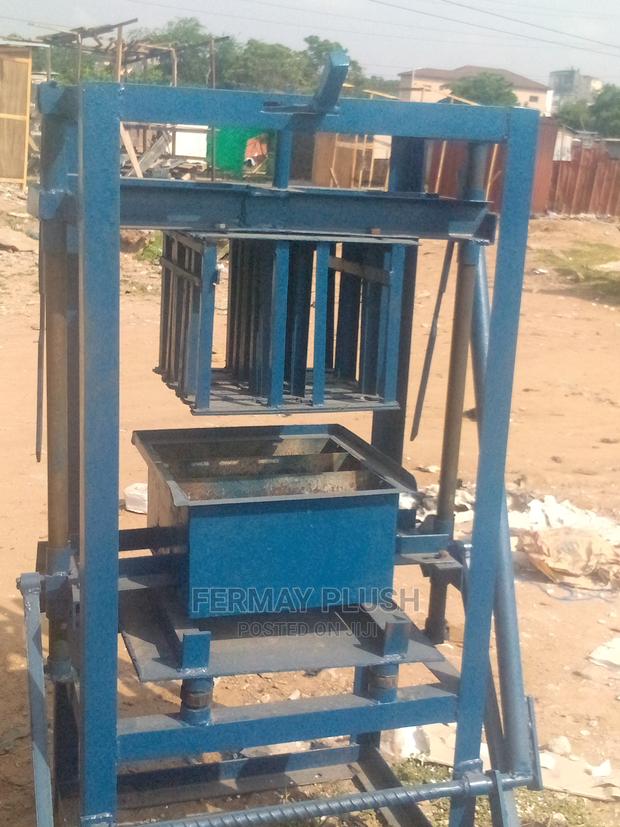 Solid Concrete Block Machines for Sale · Photo 1