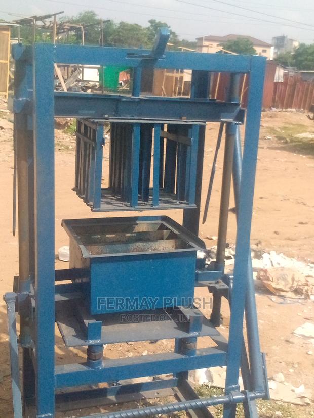 Solid Concrete Block Machines for Sale · Photo 2