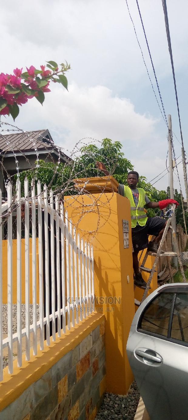 Razor Fence Installations · Photo 1
