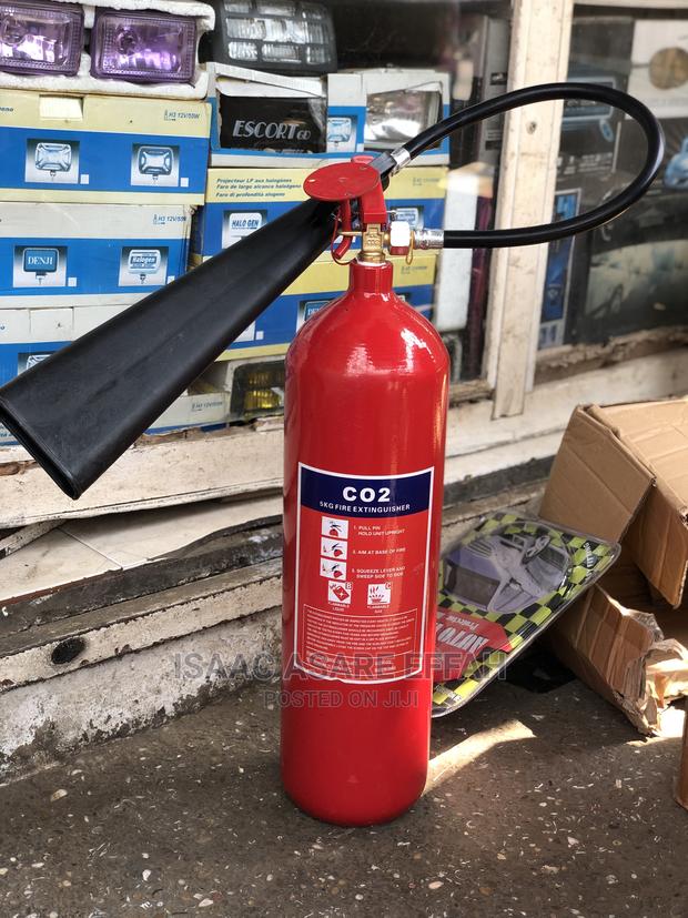 5kg C02 Fire Extinguisher · Photo 4