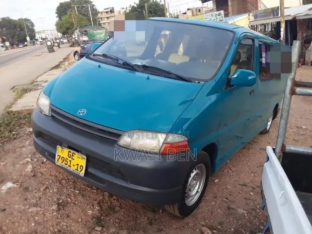 Toyota HiAce 2005 Blue · Photo 1