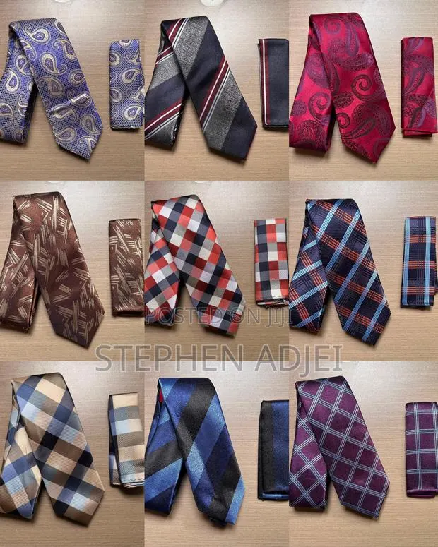 Flying Tie With Pocket Square · Photo 1