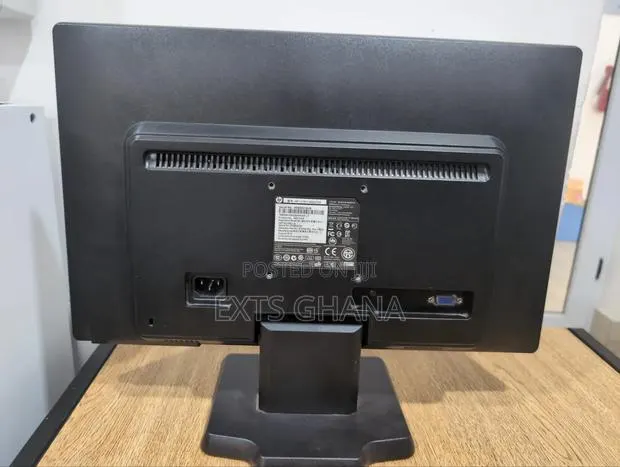 Original Monitor HP LV1911 · Photo 3