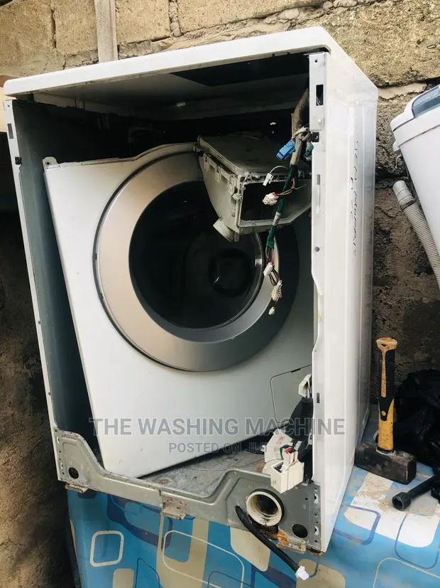 Experts in Washing Machines · Photo 1