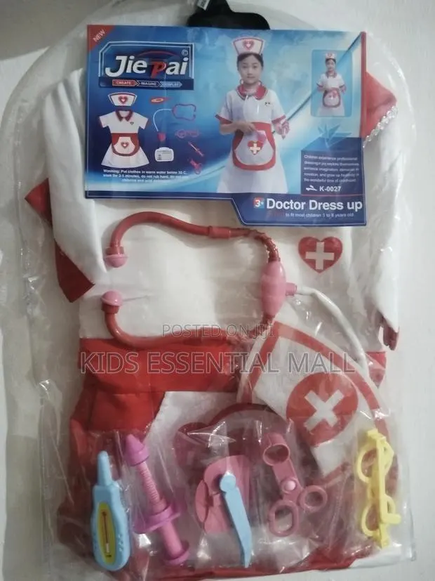 Nurse Career Costume for Kids · Photo 2