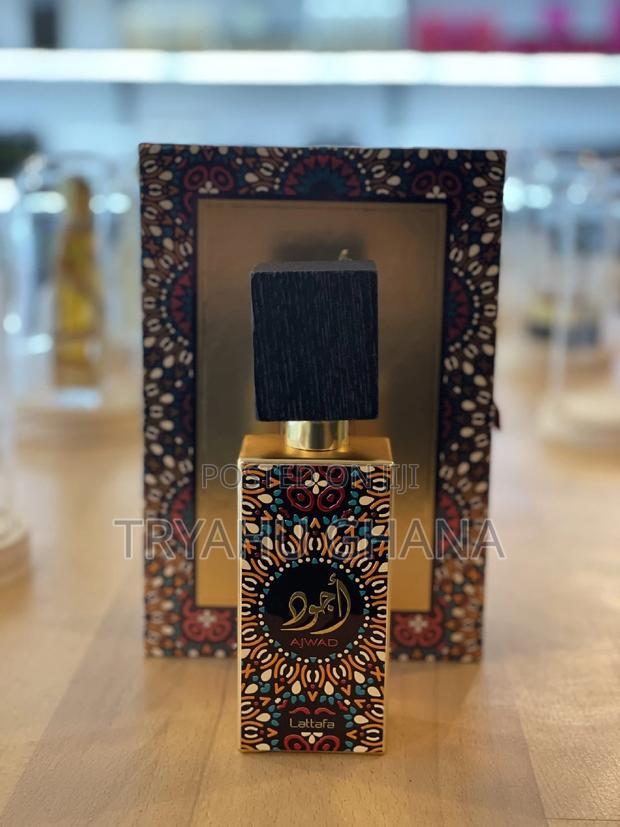Ajwad Lattafa Perfumes for Women and Men · Photo 2