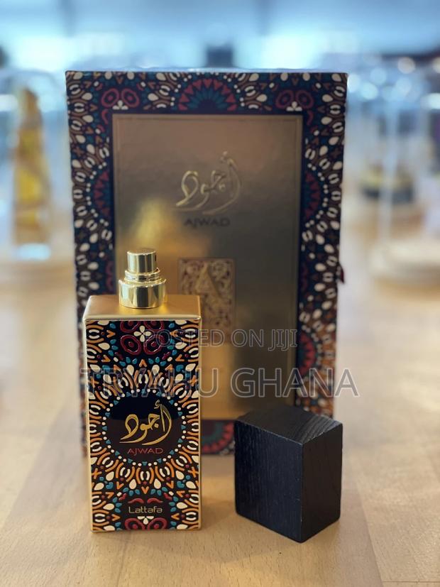 Ajwad Lattafa Perfumes for Women and Men · Photo 3