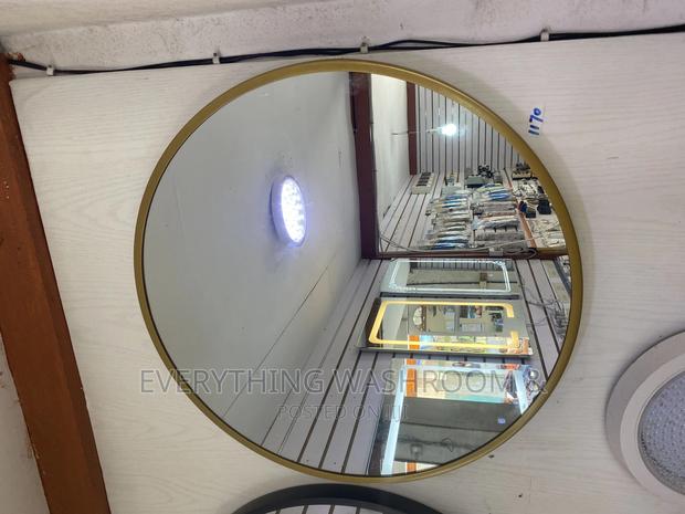 Black Mirror_round Mirrors_60cm Mirror for All Purposes · Photo 3