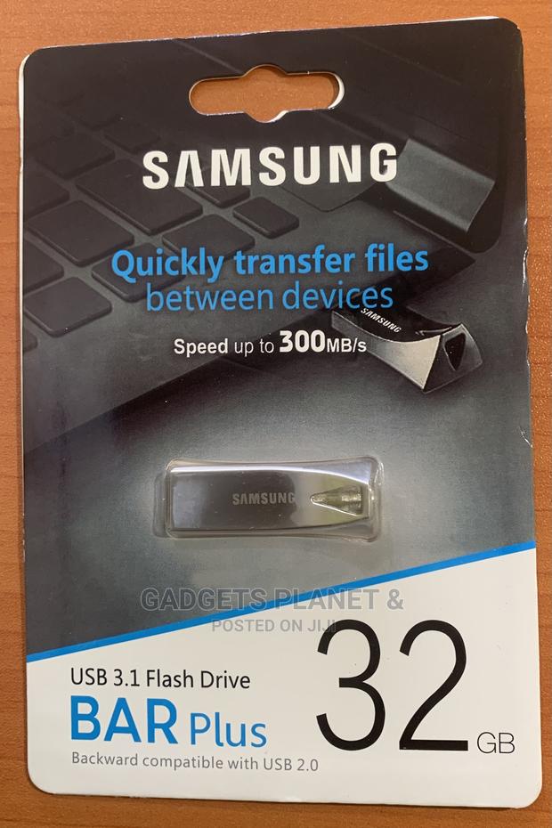 32gb Samsung Bar Plus Pendrive - 3.1 · Photo 1