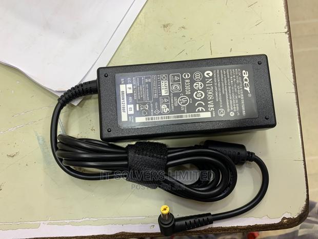 Acer Laptop 19v 3.42a Charger · Photo 1